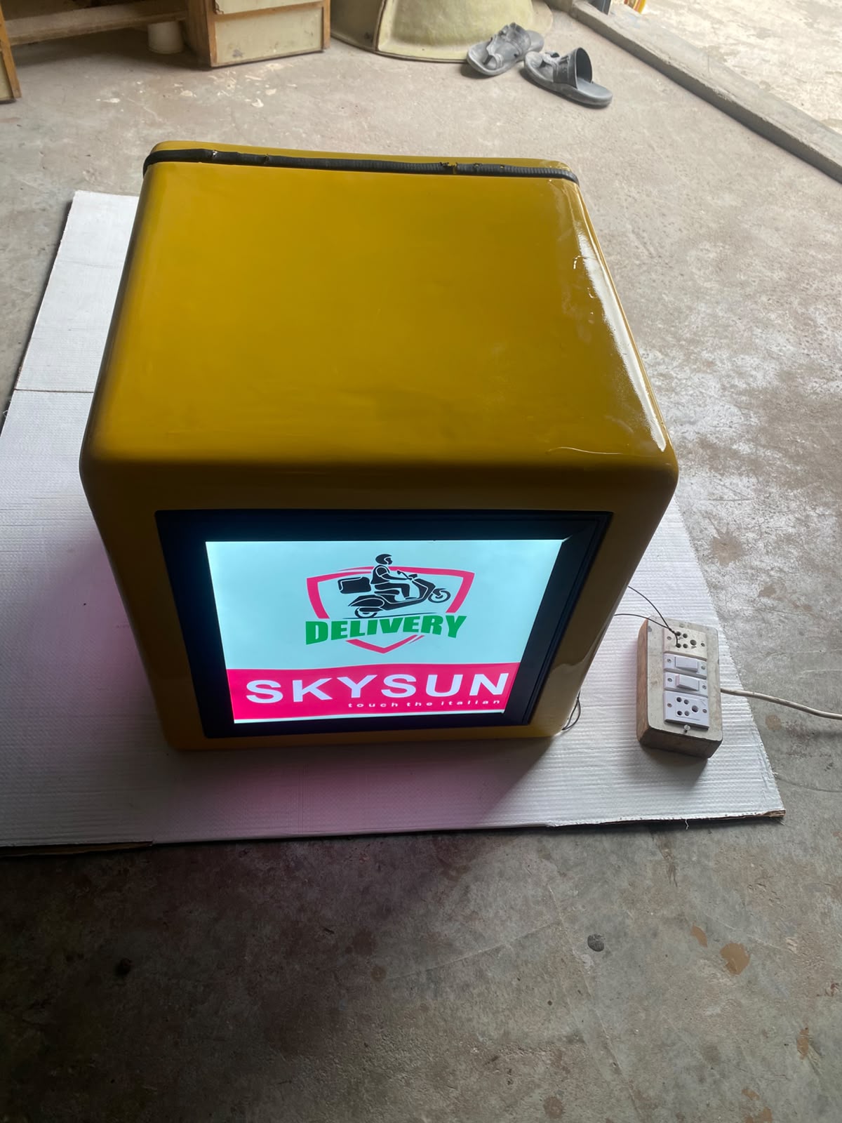 Delivery Box 4